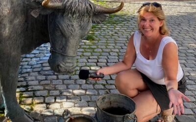 Podcasterin Stephanie Grimme in zweifelhafter Mission