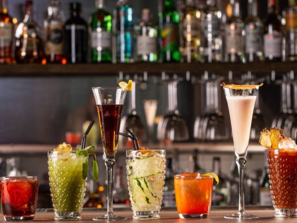 Der Cocktail für das Allgäu: Maxi Koppermann mixt exclusiv.