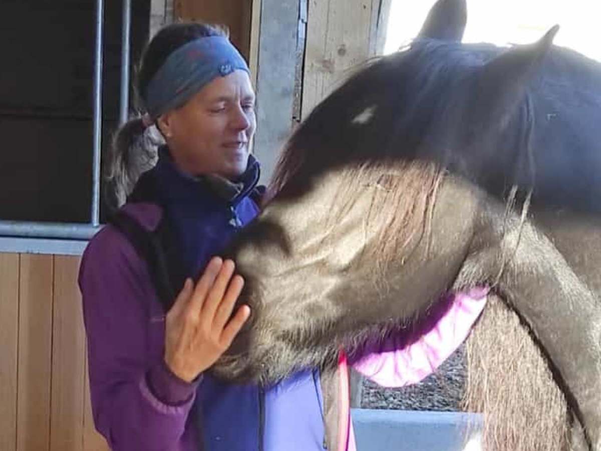 Inga Schadte mit tierischem Patient