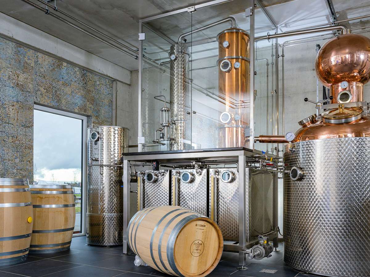 Brot-Brennerei - Altes Brot wird zu Alkohol 