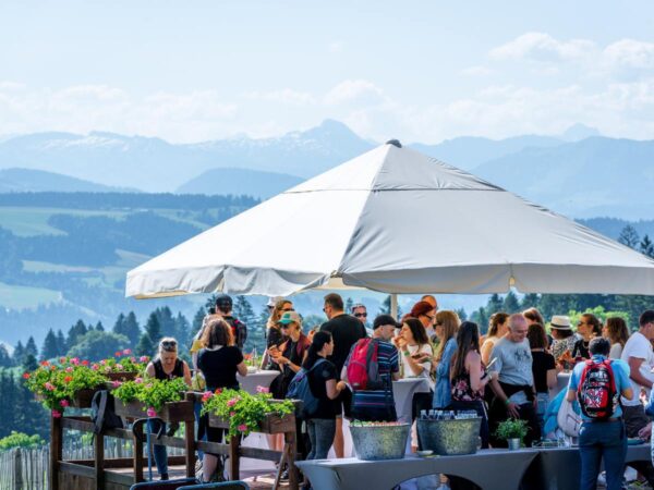 Teamevent in der Waldwelt Skywalk Allgäu: Aperó mit Aussicht. Grossartig!
