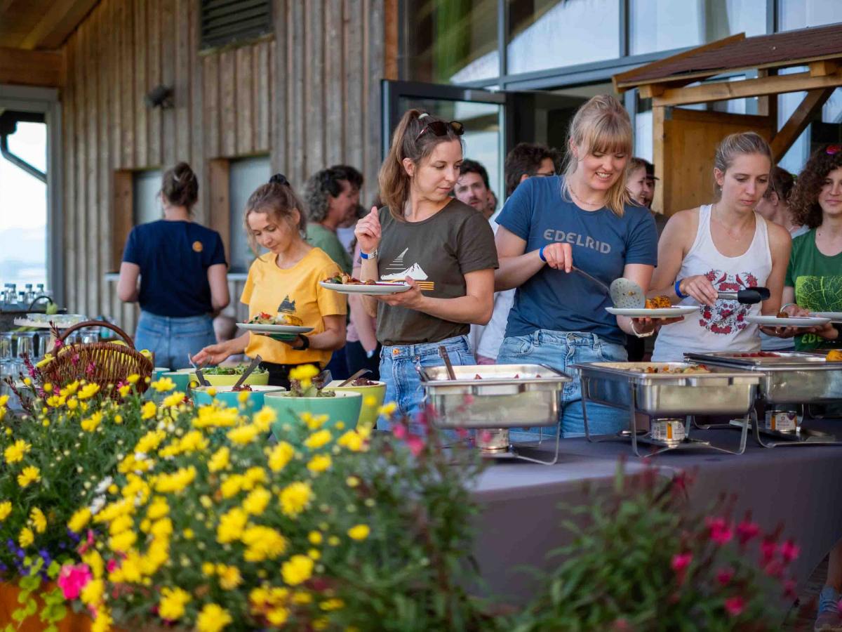 Kulinarisches Vergnügen - das Essen beim Teamevent in der Waldwelt